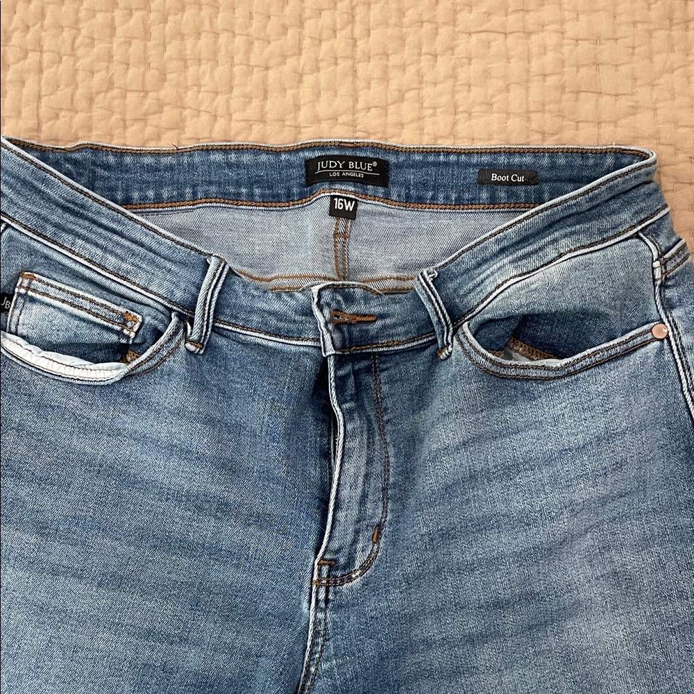 Judy Blue Mid-Rise Light Blue Boot Cut Jeans
